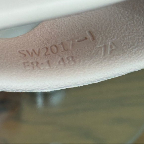 Stuart Weitzman Women Stuflex T-Strap Slide Sandals Size 7 - Picture 13 of 15